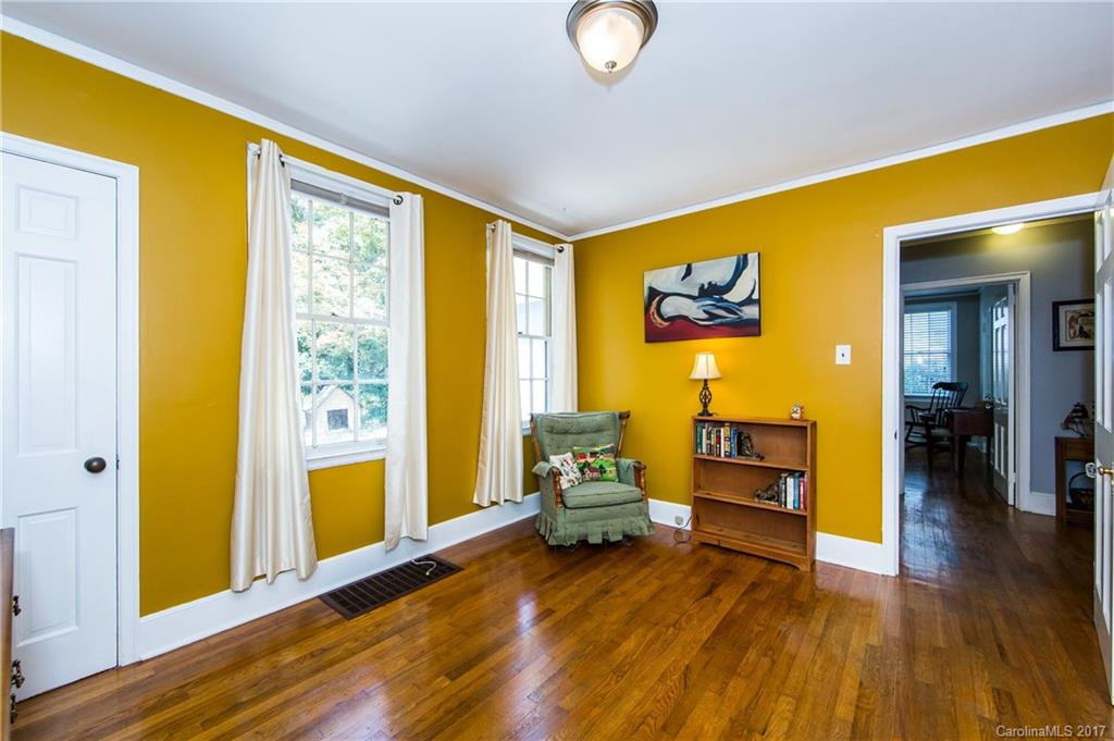 Seventeen Acres - Residential