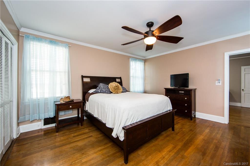 Seventeen Acres - Residential