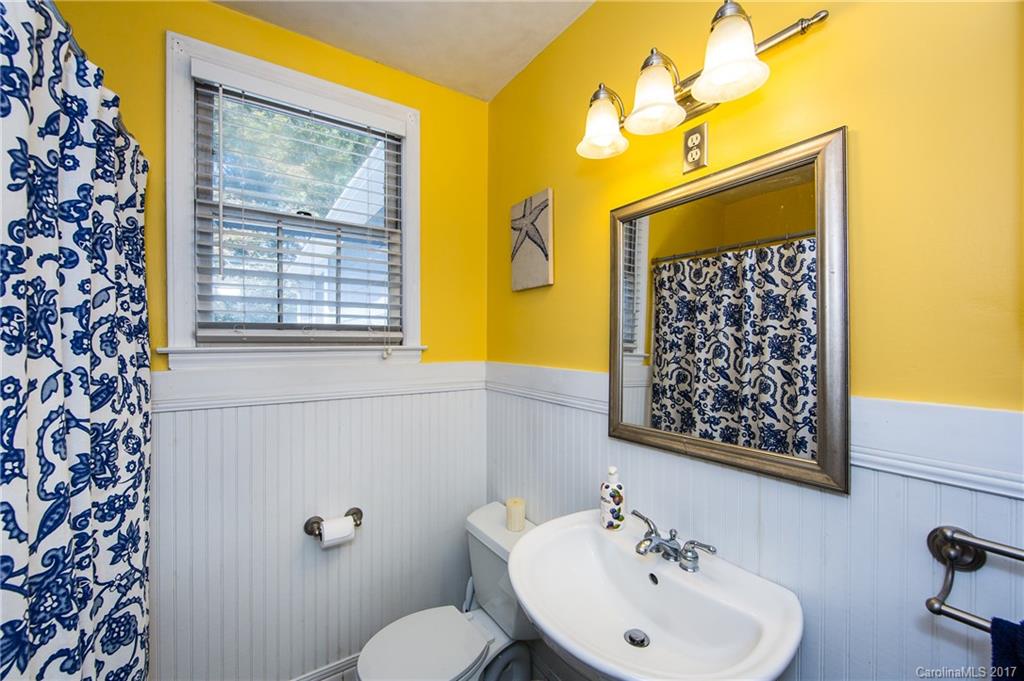 Seventeen Acres - Residential