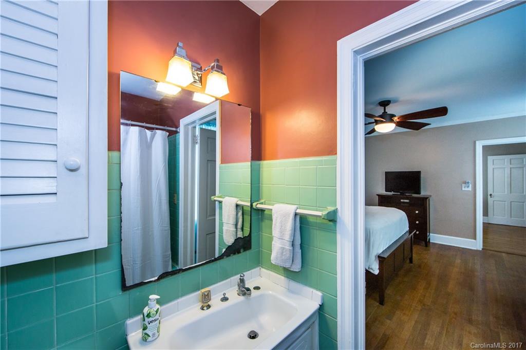 Seventeen Acres - Residential