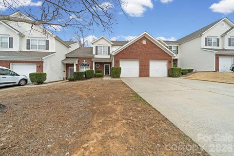 12429 Stratfield Place Circle Pineville NC 28134