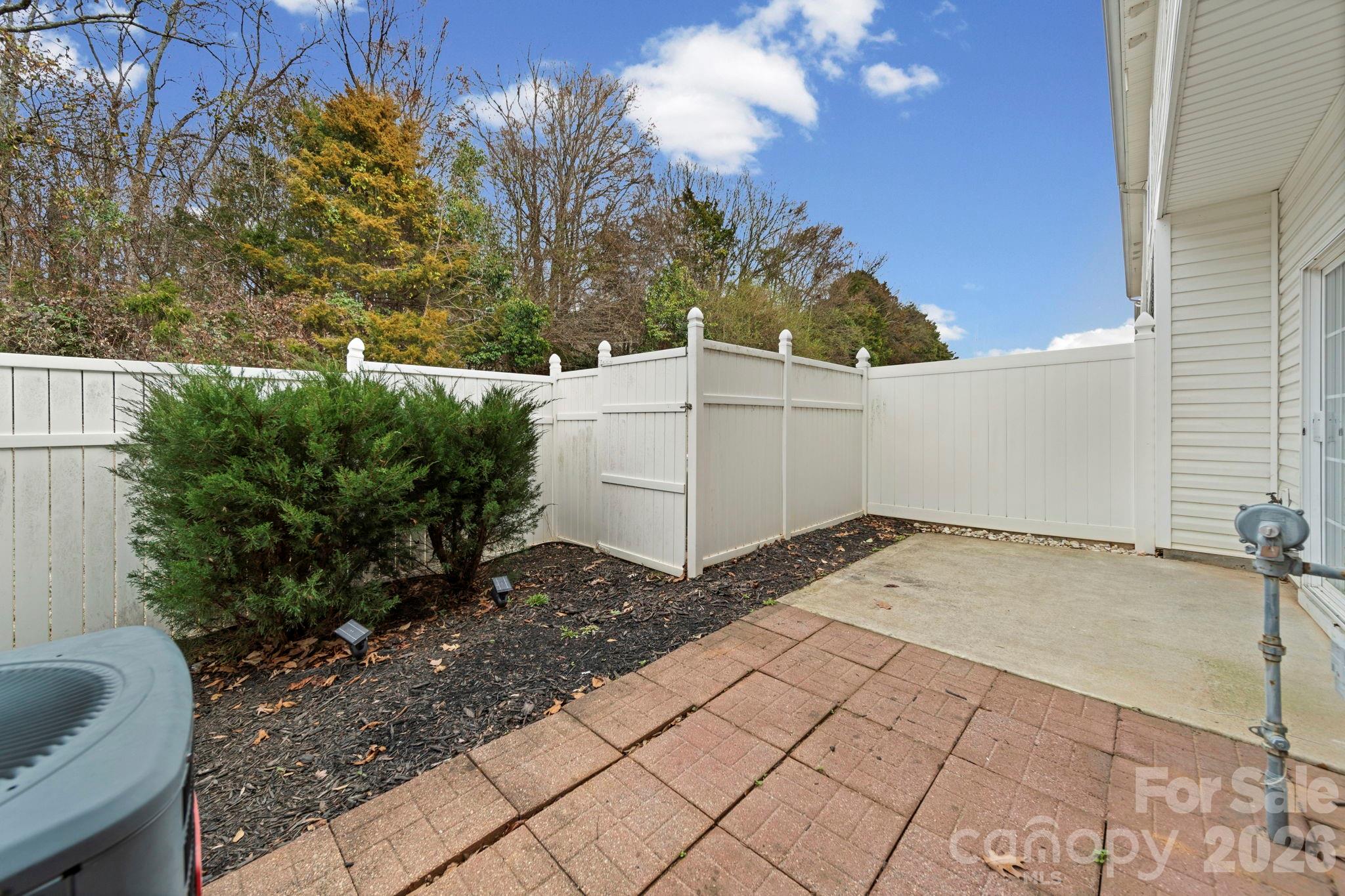 Carolina Crossing - Residential