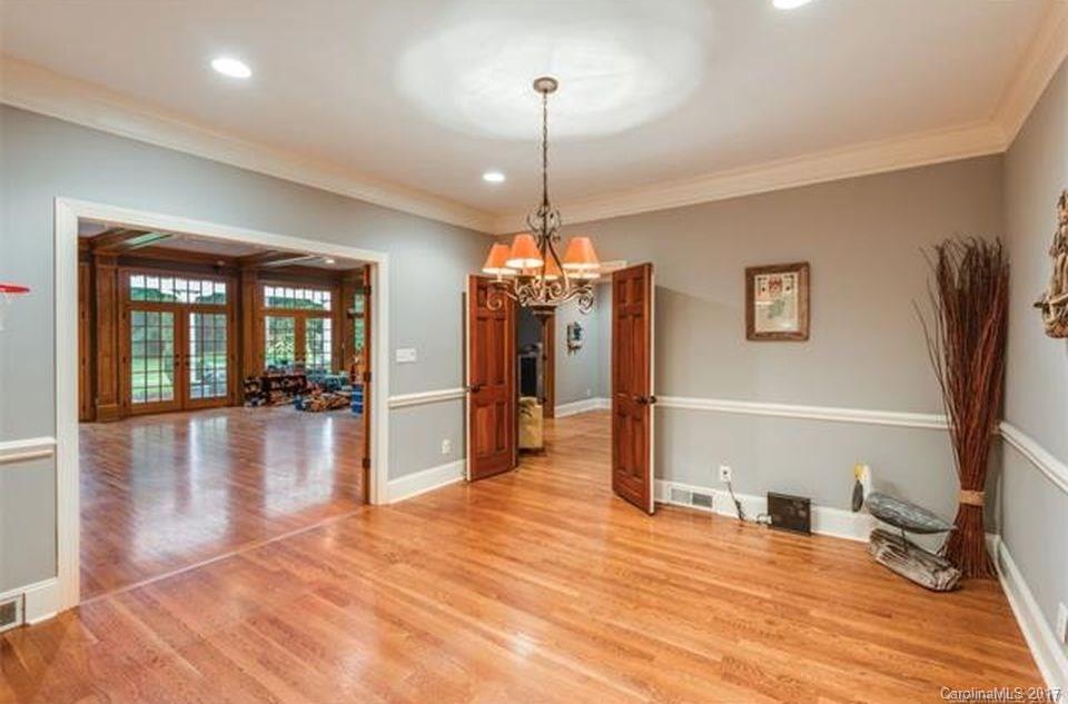 Myers Park - Residential Lease
