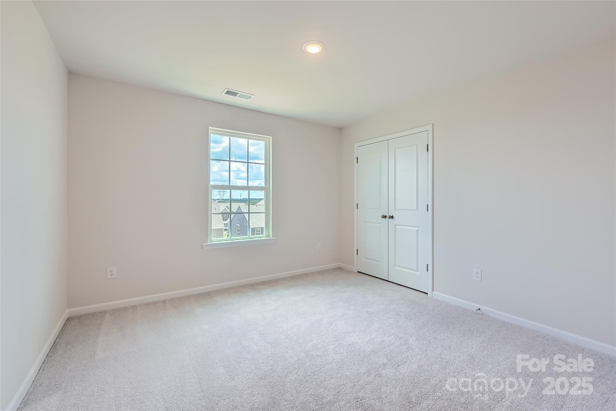 Elizabeth - Residential