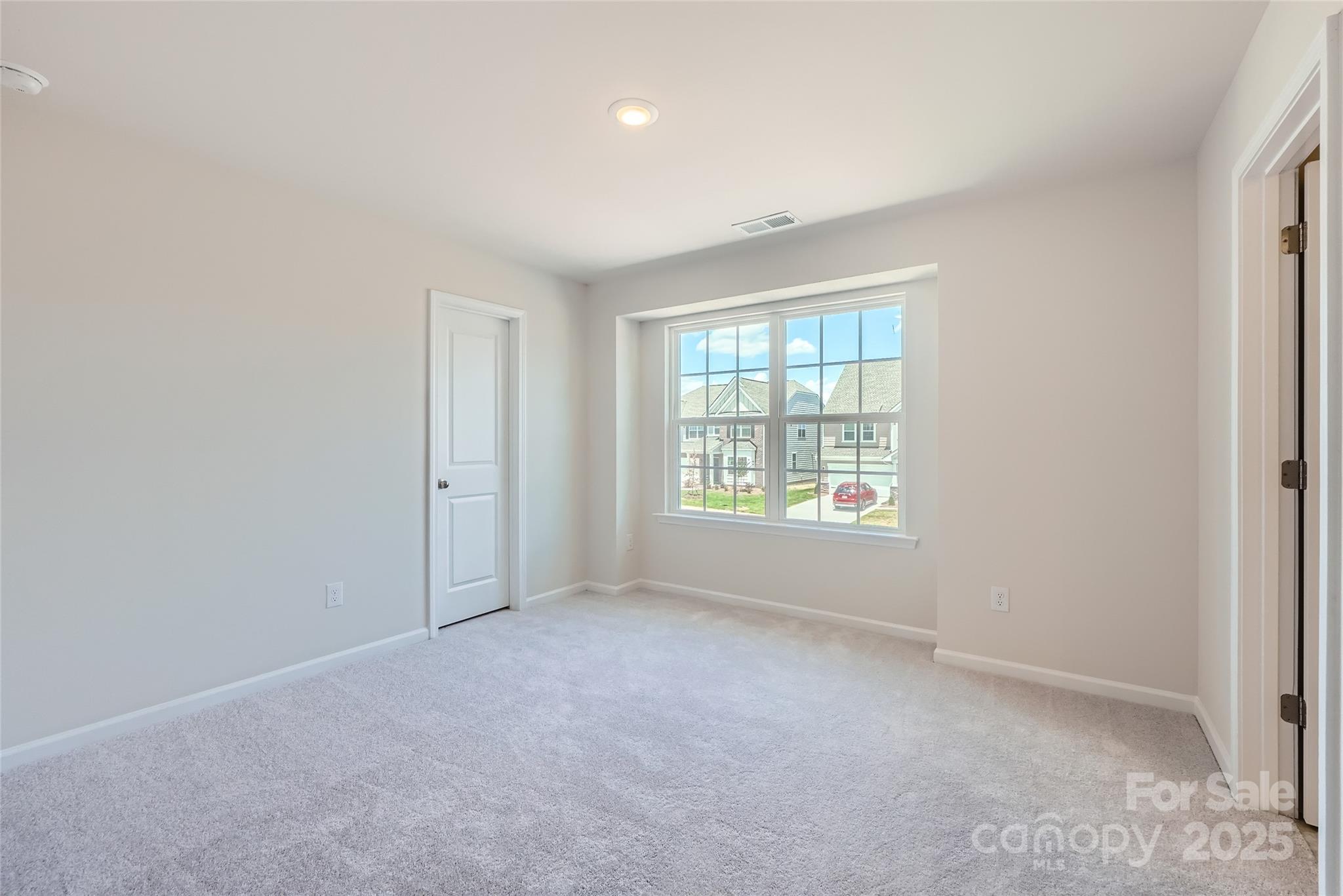 Elizabeth - Residential