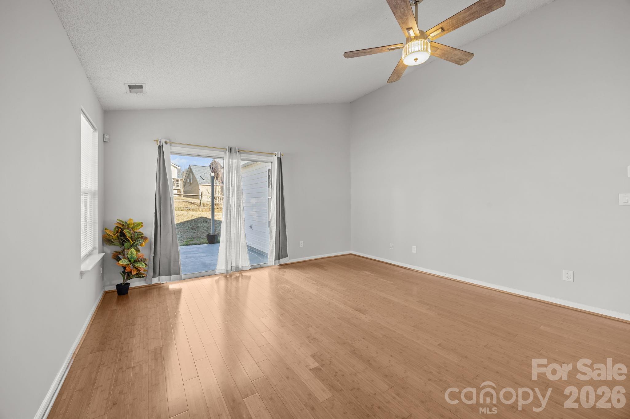 3043 Talledaga Lane SW