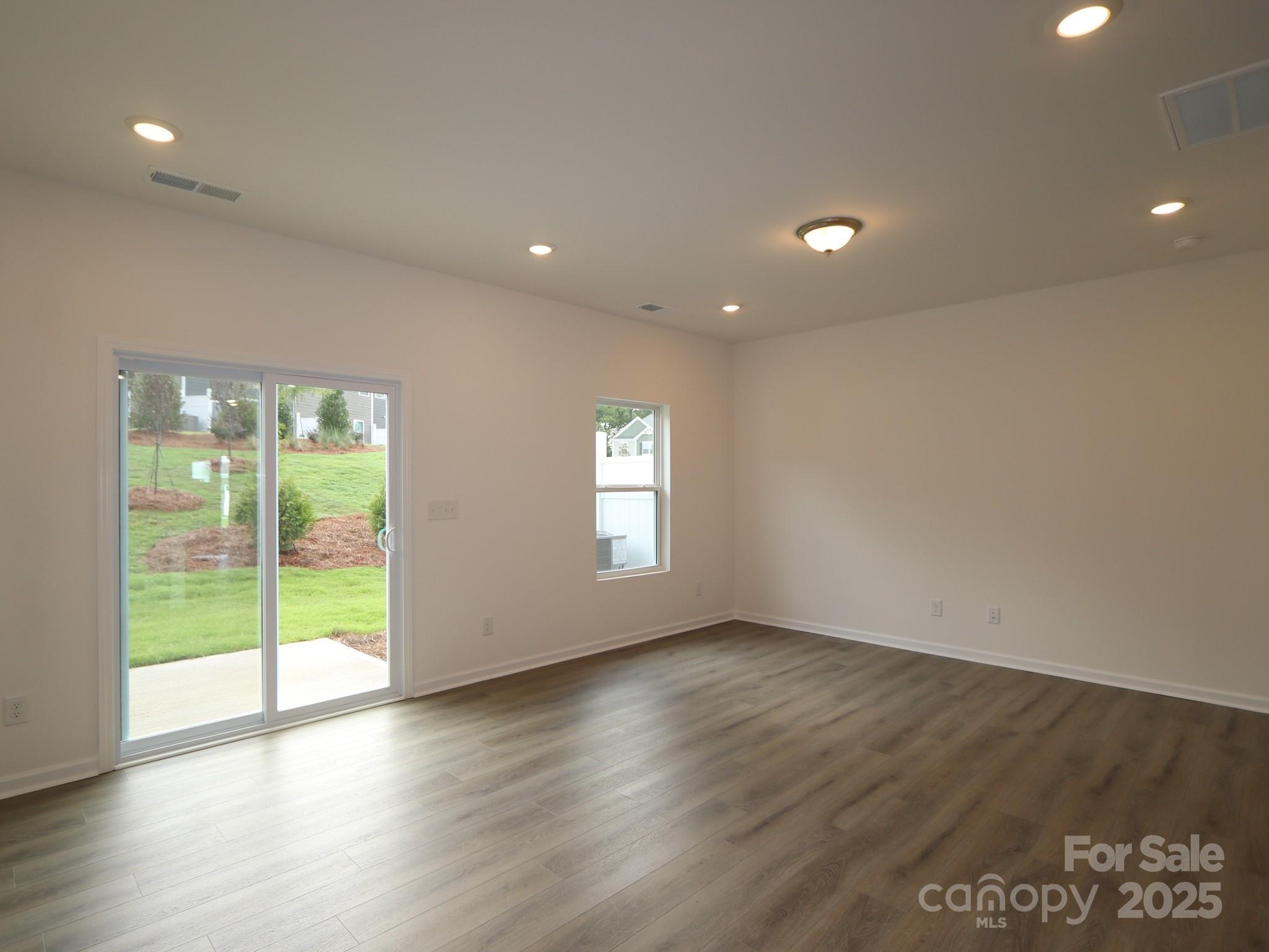 3212 Lilac Grove Drive