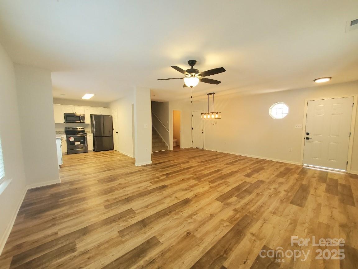 5709 Kelden Walker Lane