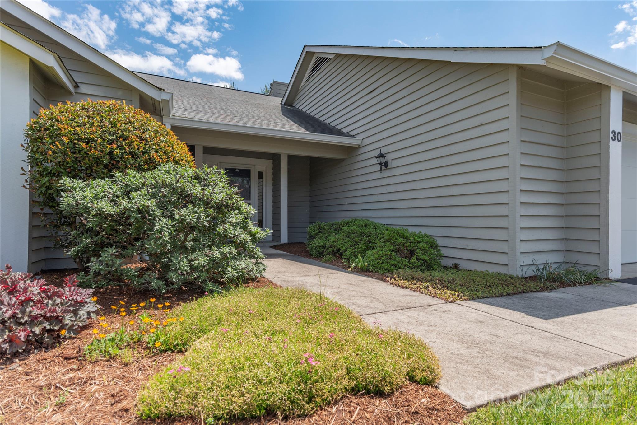 30 Cedarcliff Circle