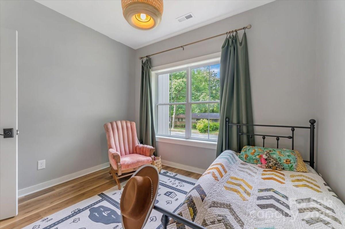 Royal Oaks - Residential