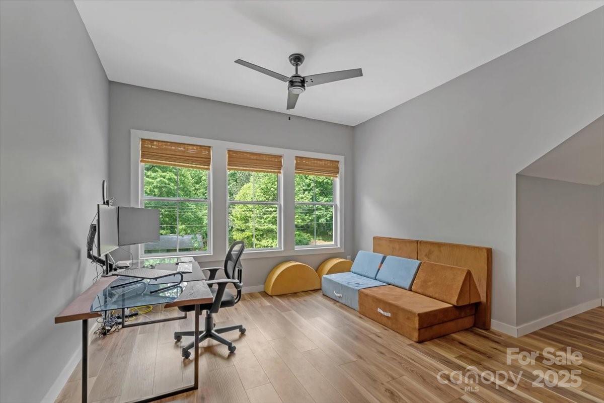 Royal Oaks - Residential