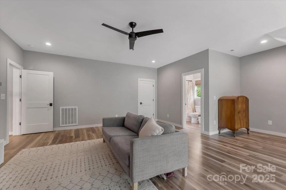 Royal Oaks - Residential