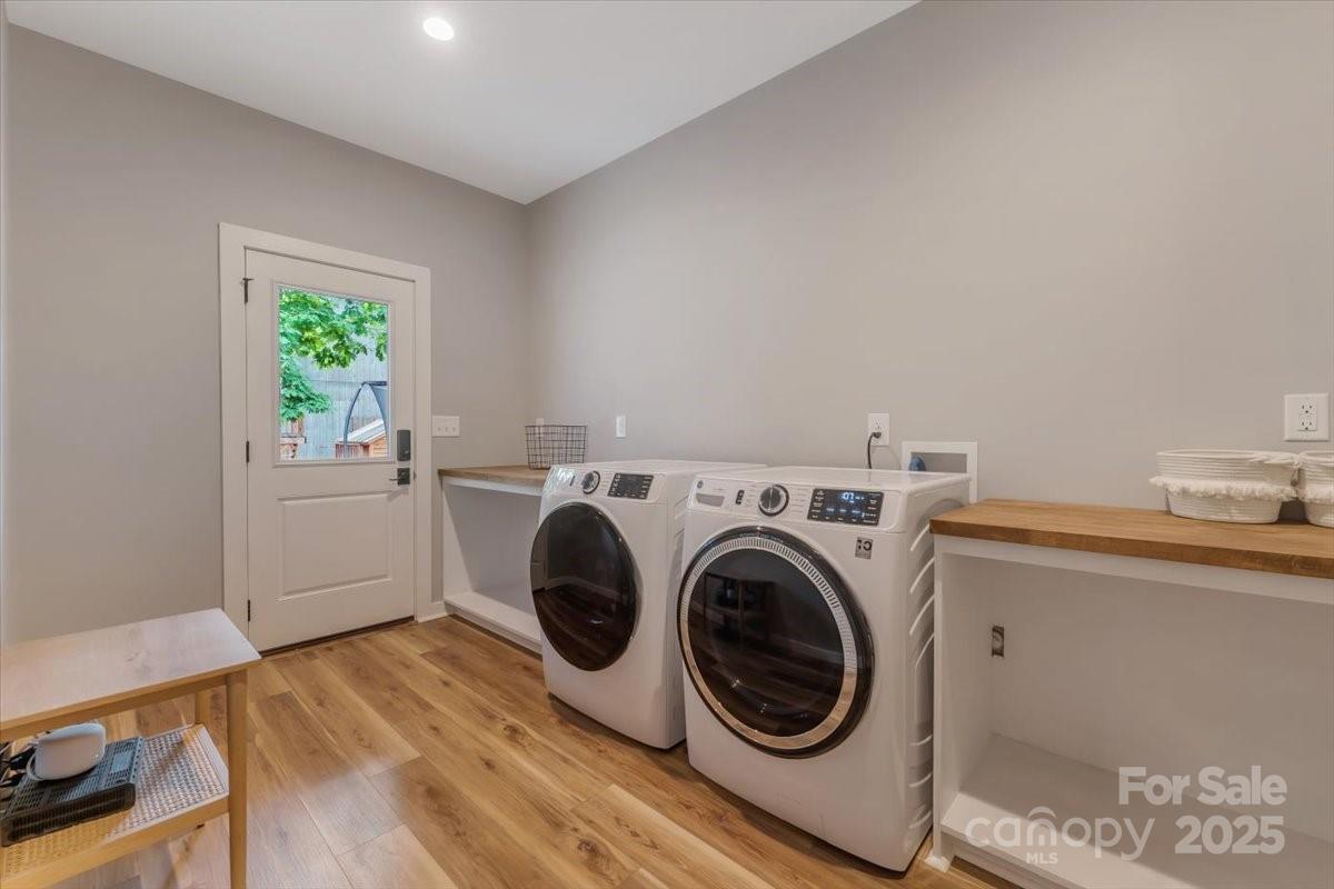 Royal Oaks - Residential