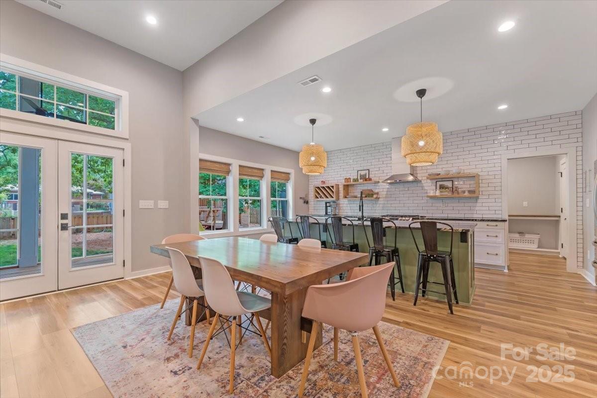 Royal Oaks - Residential