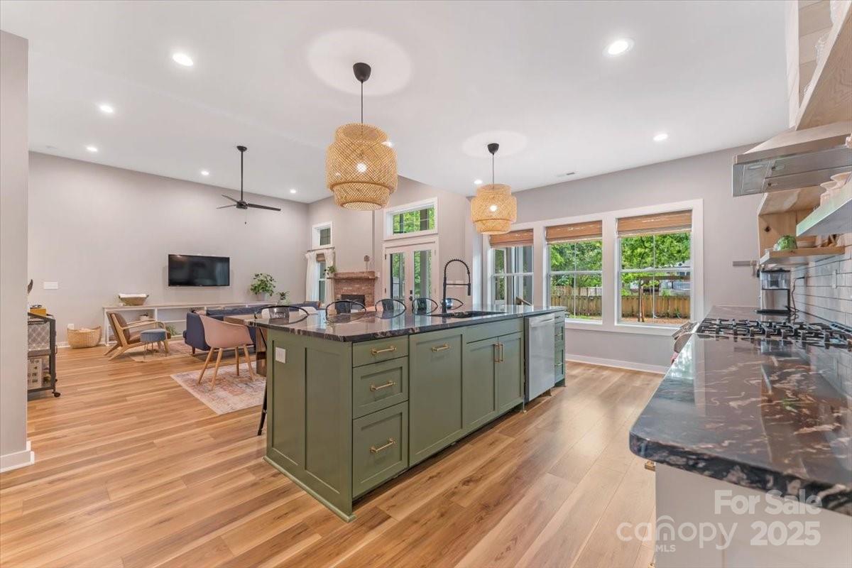 Royal Oaks - Residential