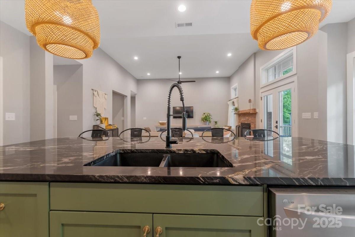 Royal Oaks - Residential