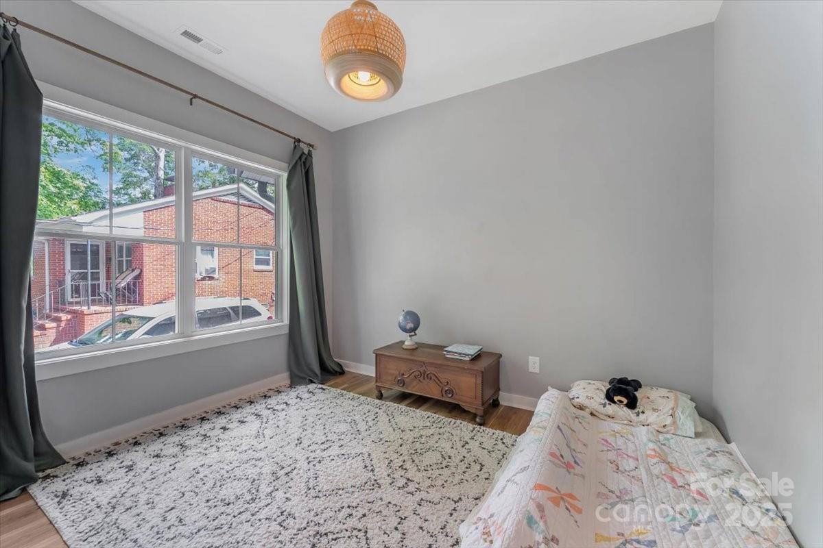 Royal Oaks - Residential