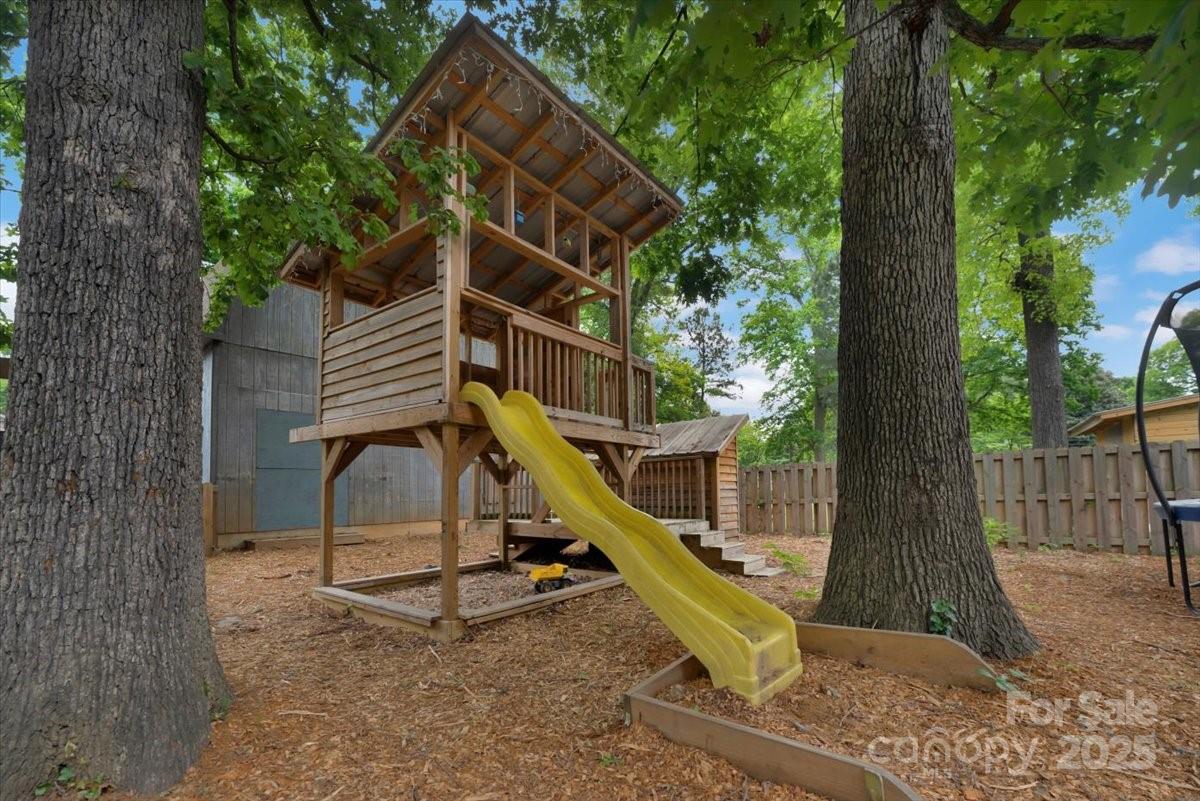 Royal Oaks - Residential