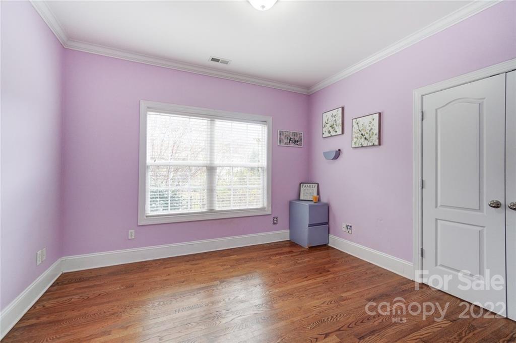 Seven Oaks - Residential