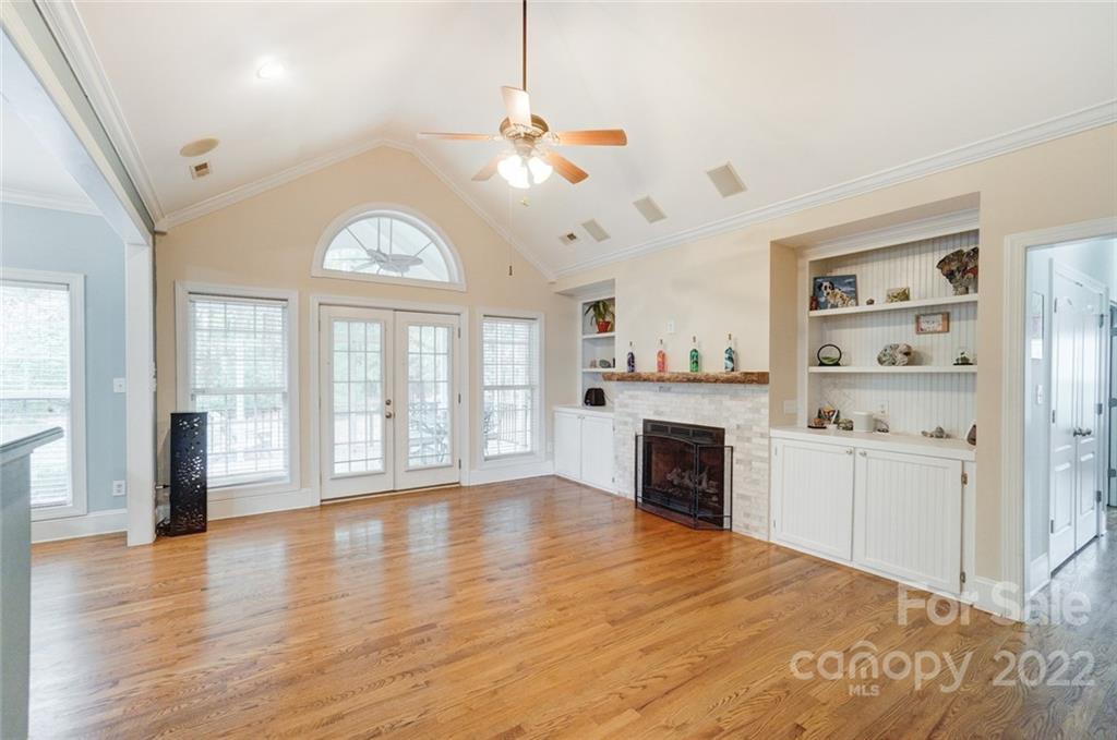 Seven Oaks - Residential