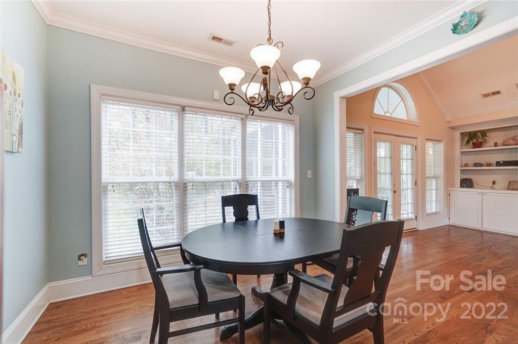 Seven Oaks - Residential