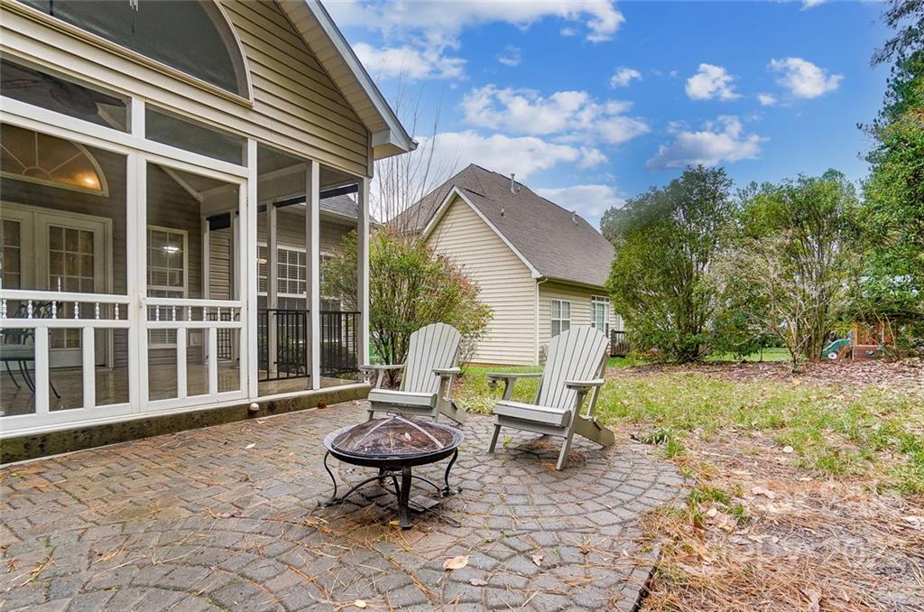 Seven Oaks - Residential