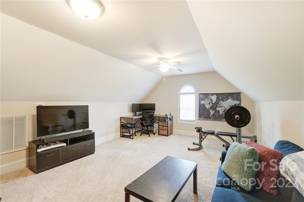 Seven Oaks - Residential