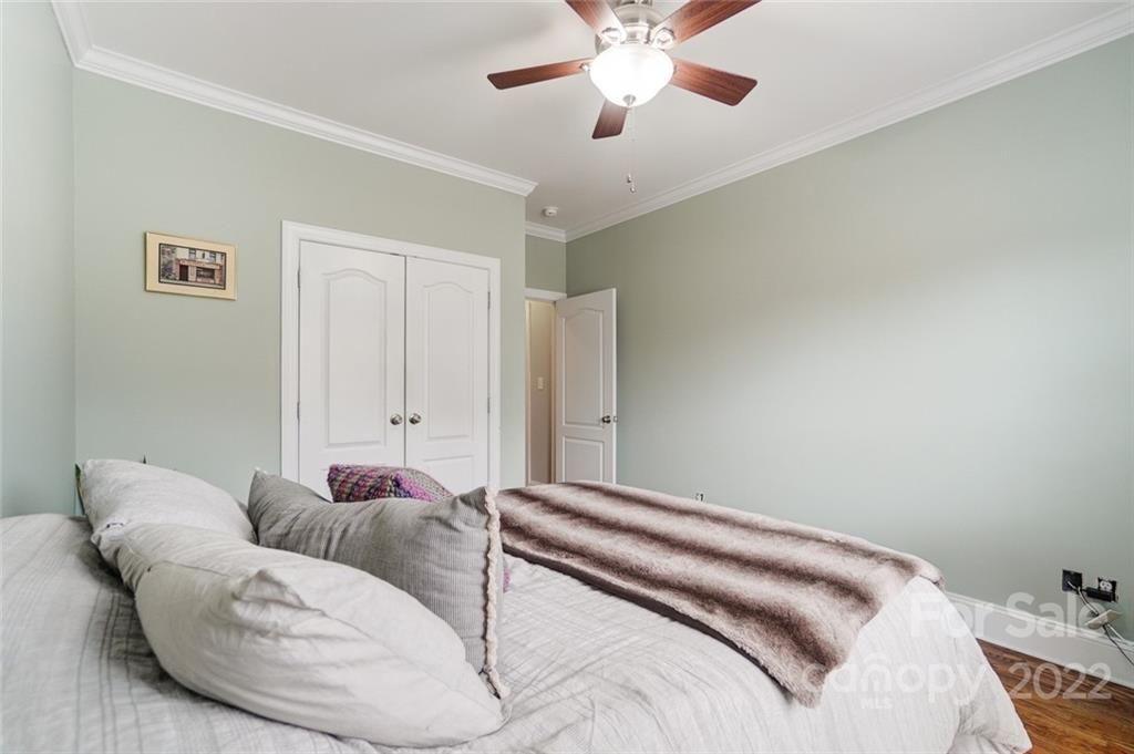 Seven Oaks - Residential