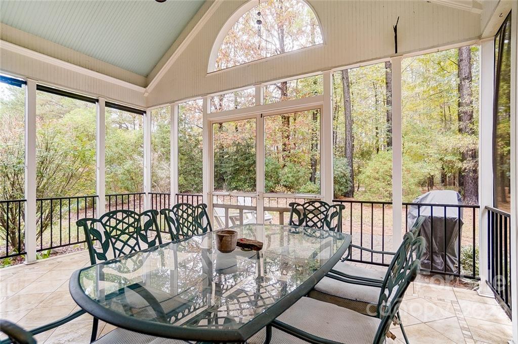 Seven Oaks - Residential