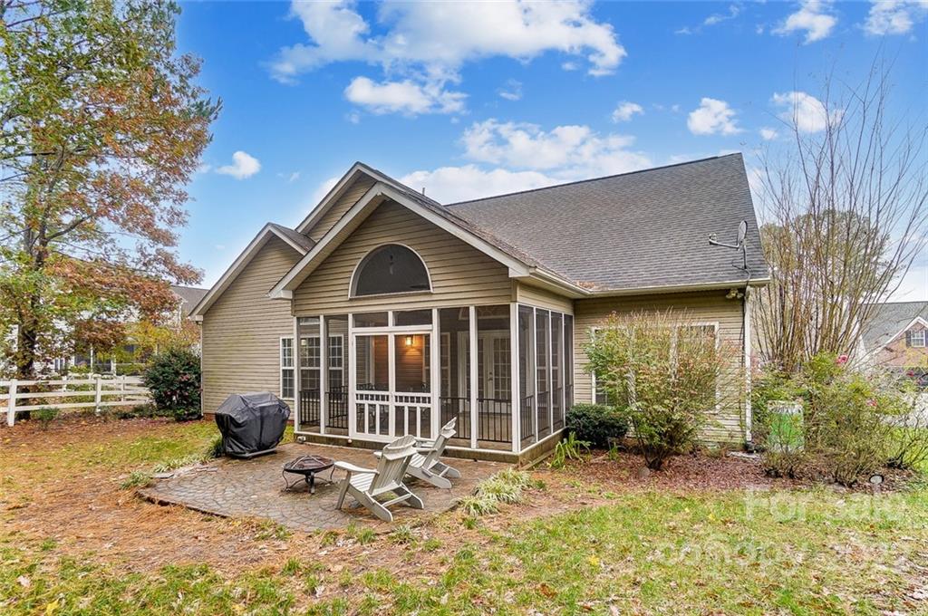 Seven Oaks - Residential