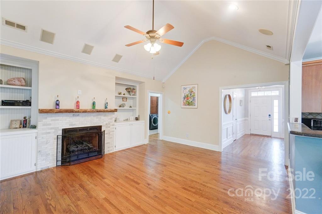 Seven Oaks - Residential