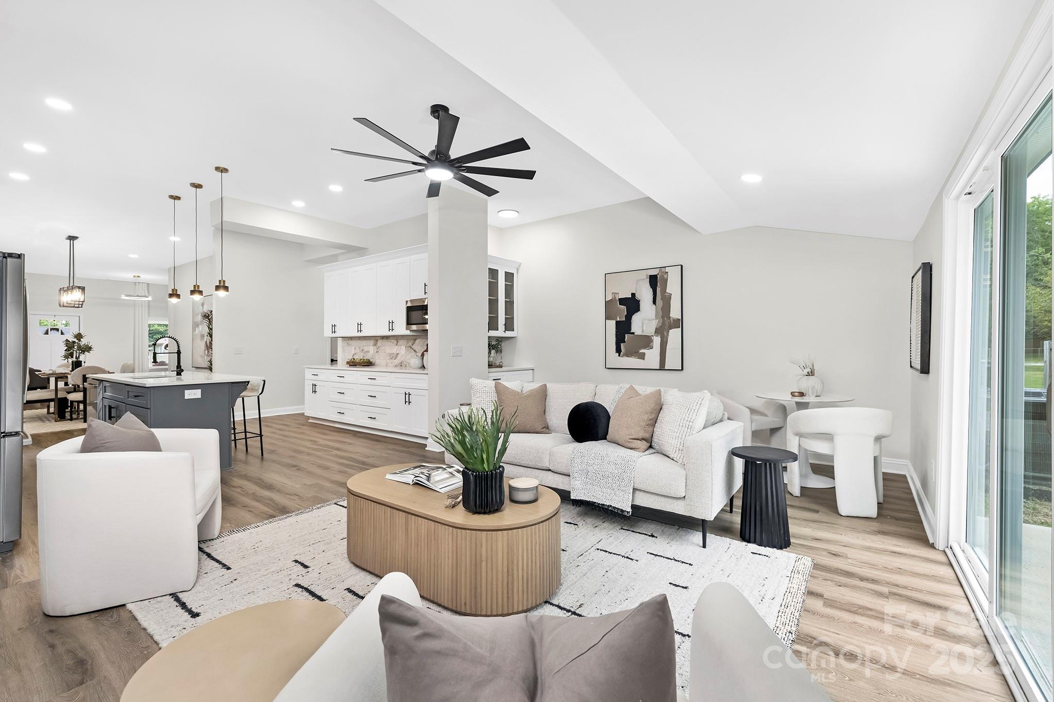316 W 14th Street