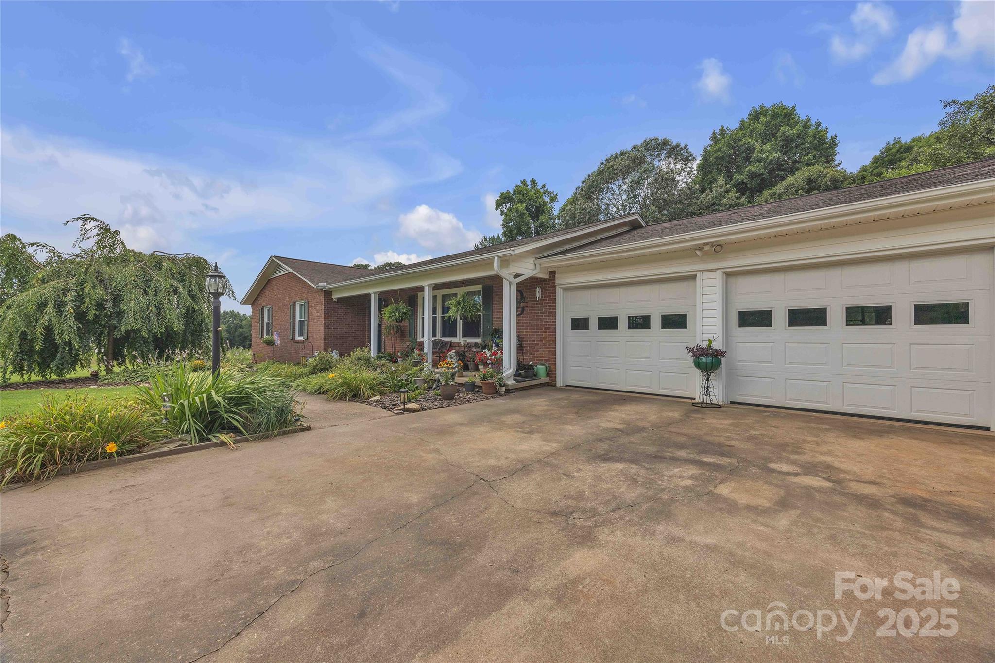 137 Proust Road