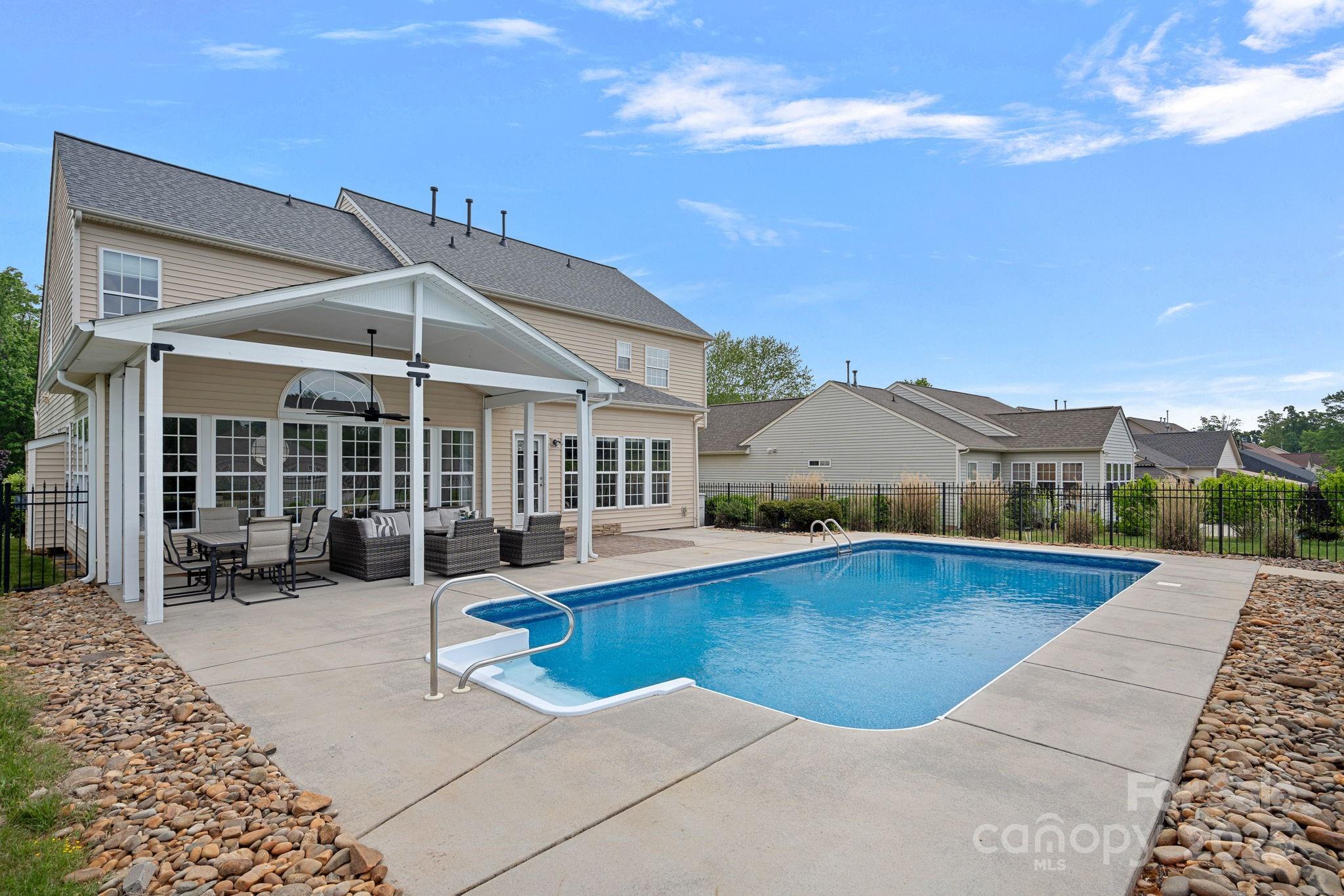 Pecan Hills - Residential