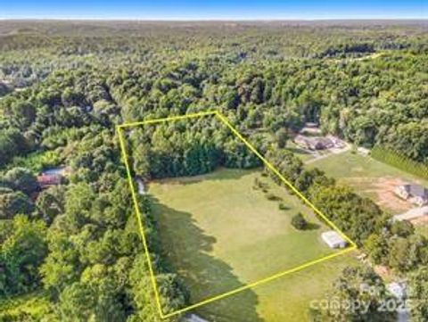 00 Mt Holly-Huntersville Road Charlotte NC 28216