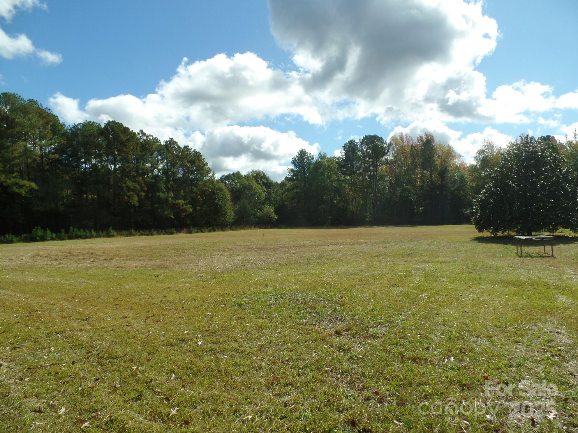 00 Mt Holly-Huntersville Road