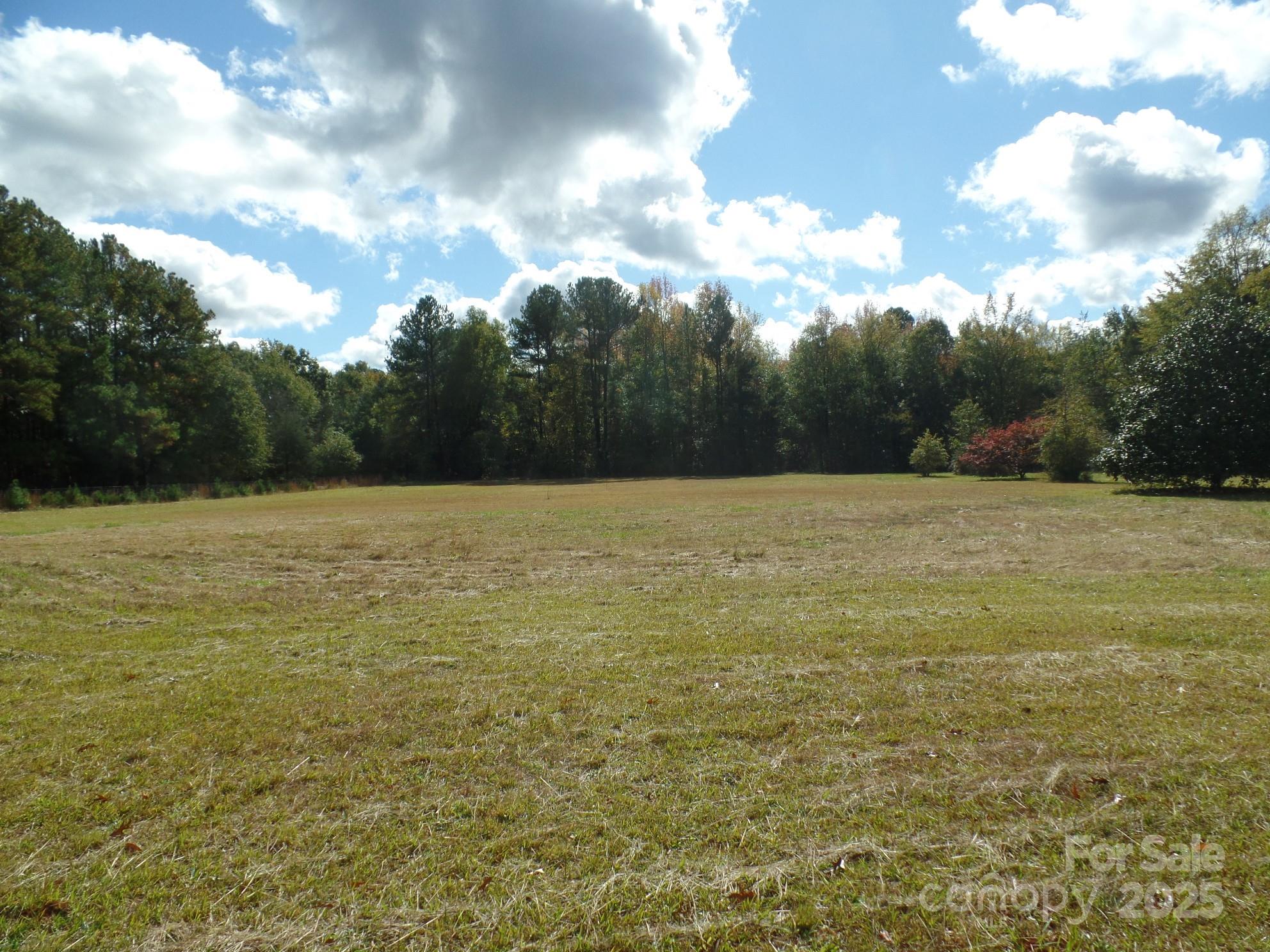 00 Mt Holly-Huntersville Road