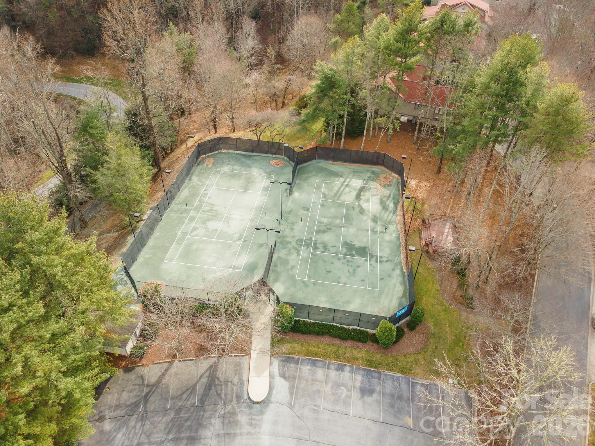 Champion Hills - Land