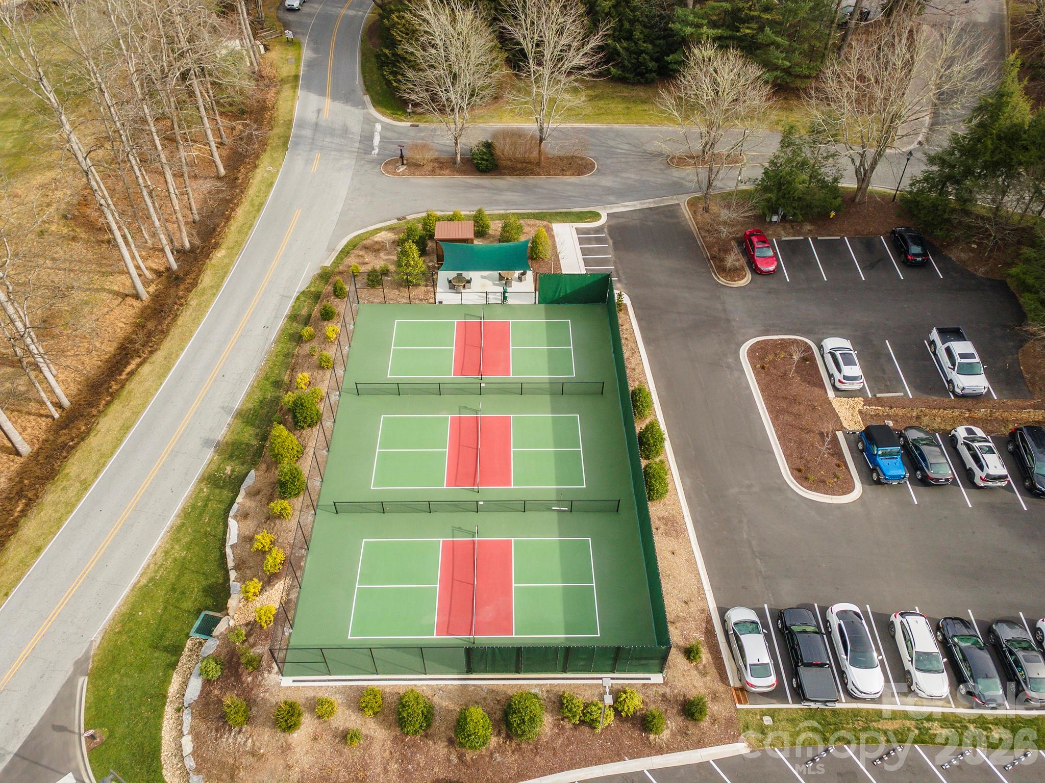 Champion Hills - Land