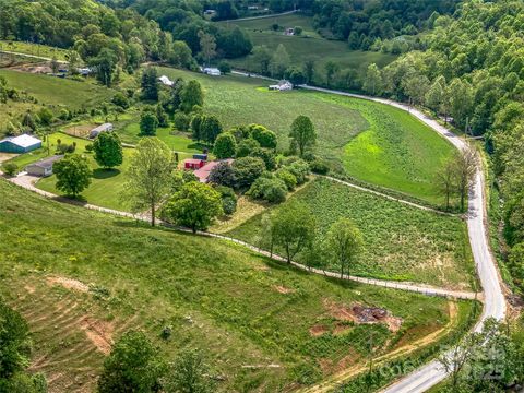 74 Saturn Court Clyde NC 28721
