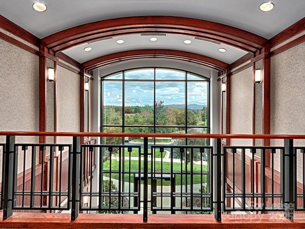 1200 Ridgefield Boulevard 200