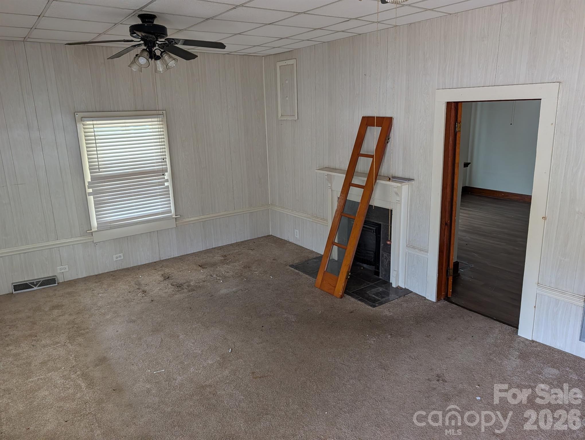 919 W 1st Street