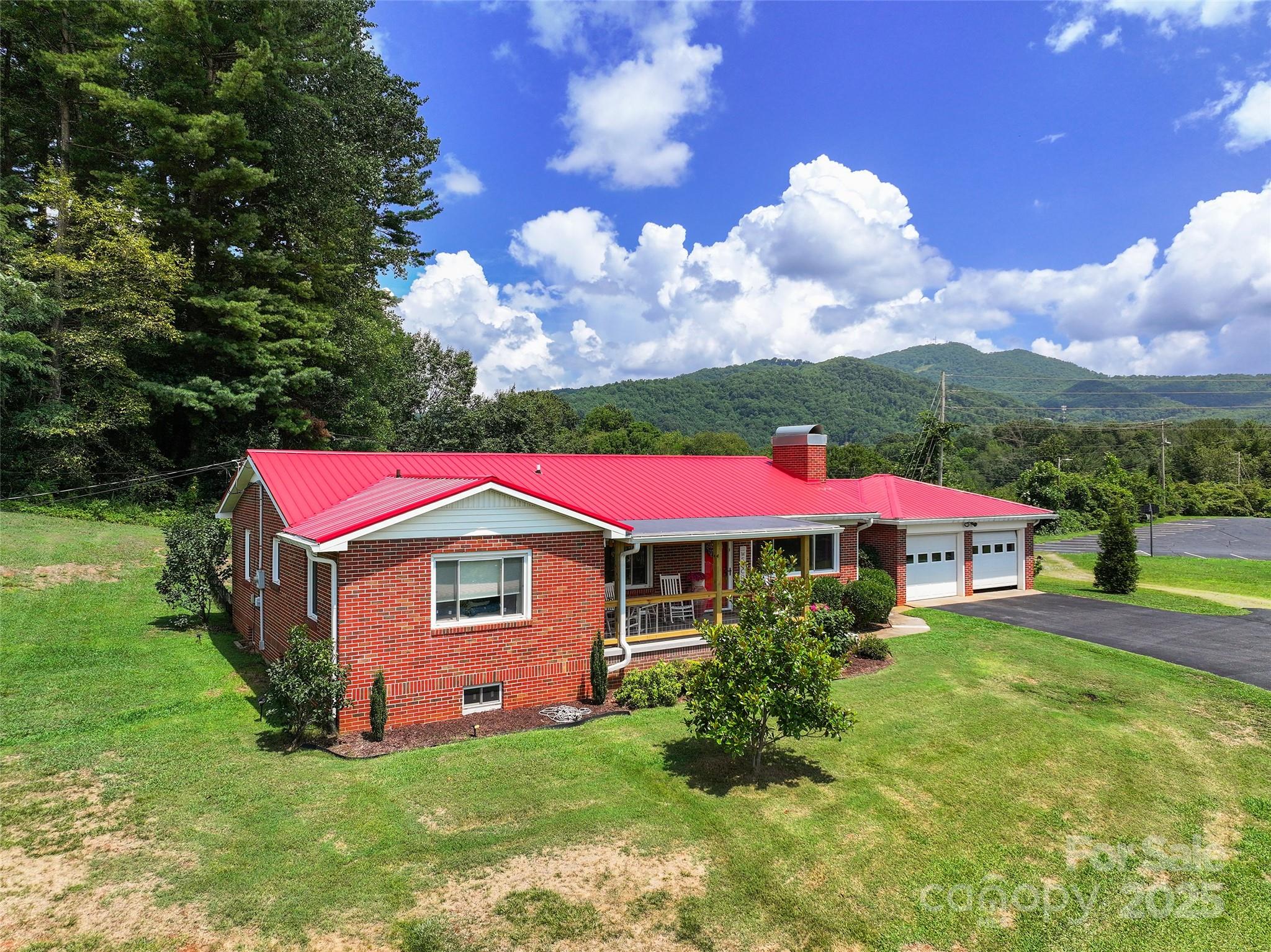 983 Lee Road