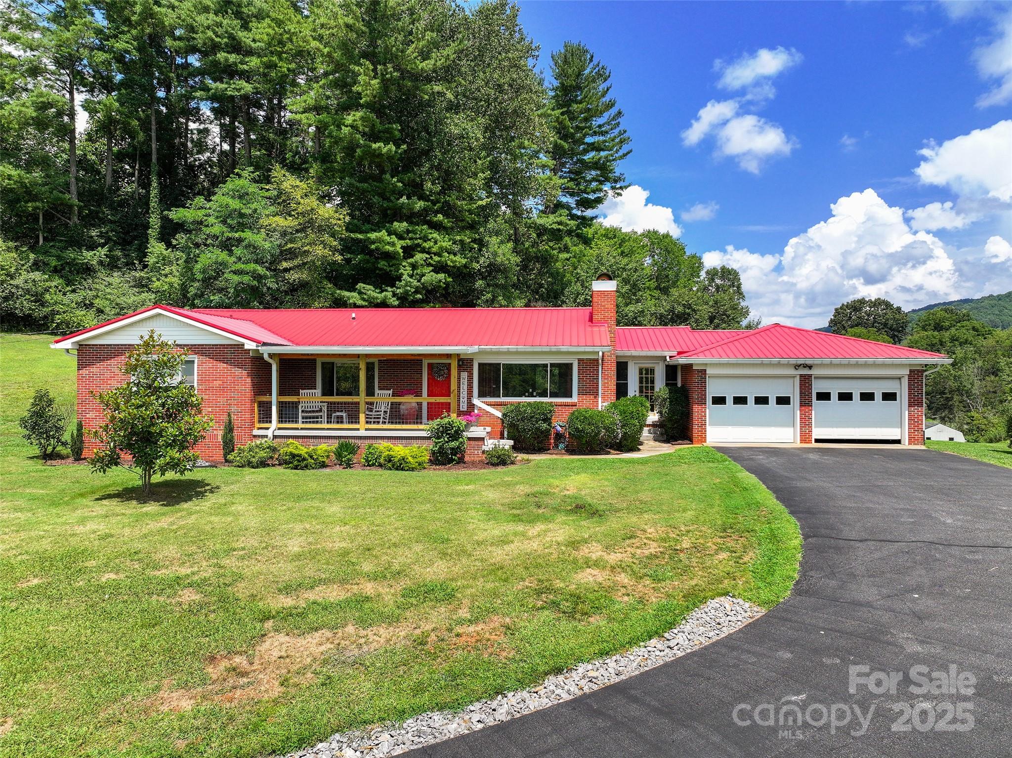 983 Lee Road
