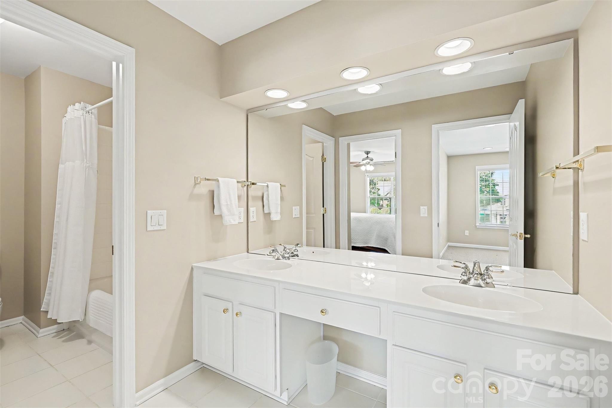 ivey Ridge - Residential