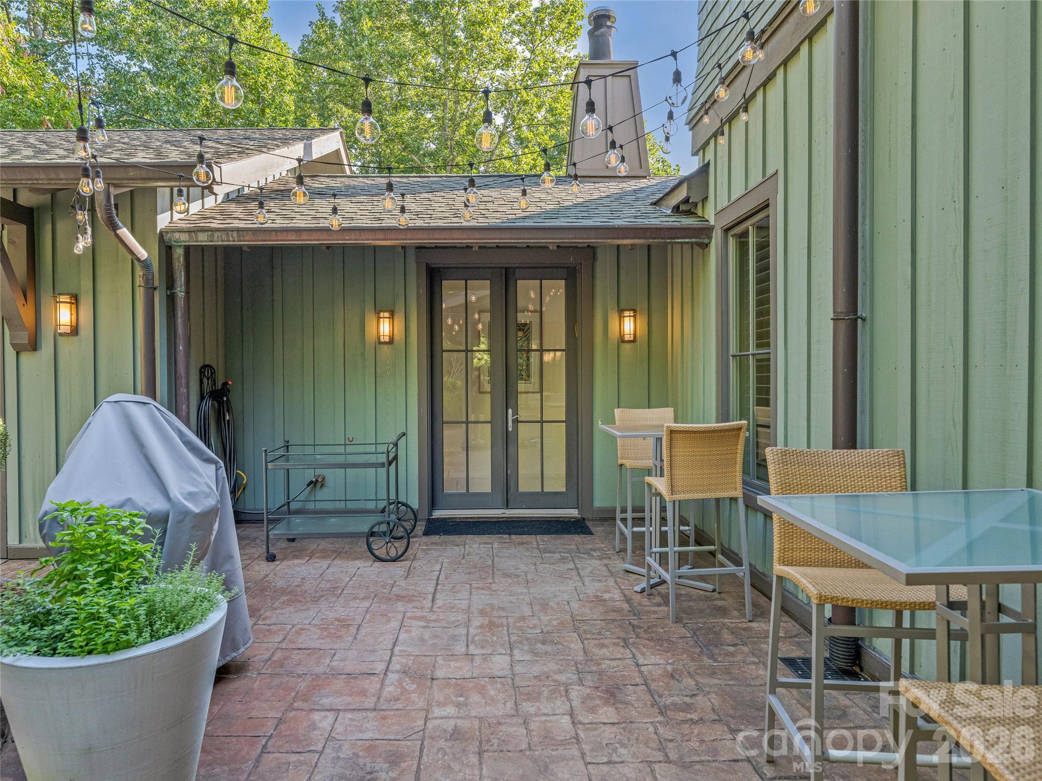 Oxbow Crossing - Residential