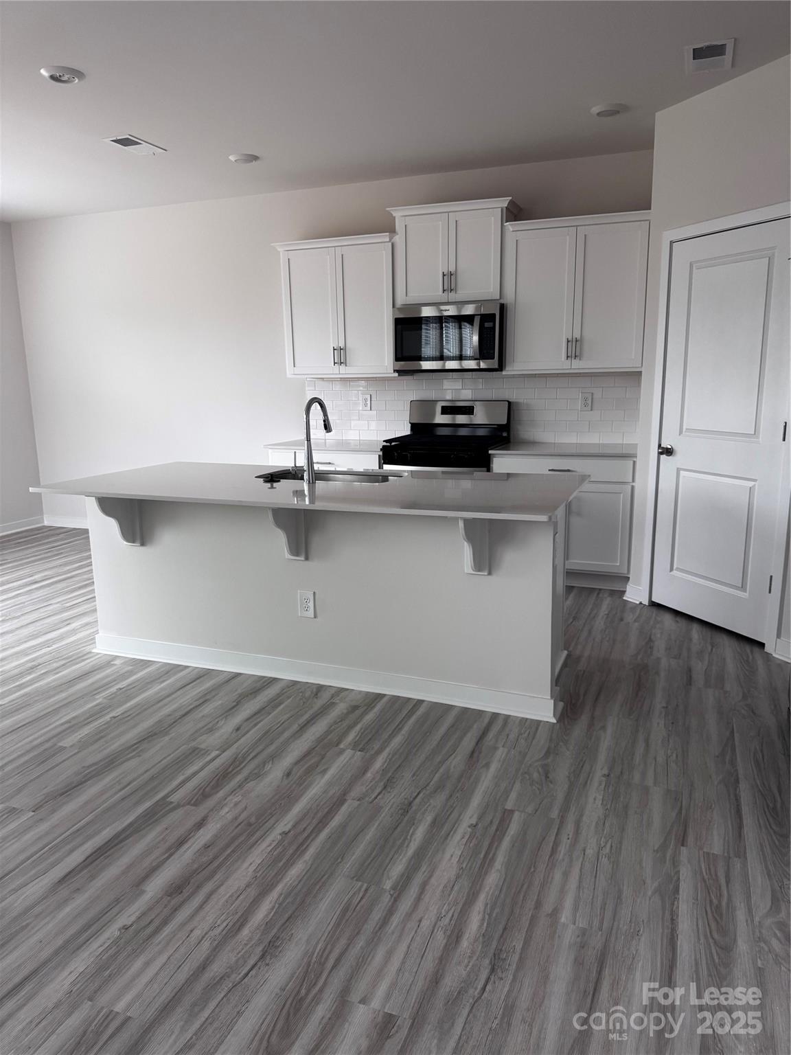 14015 Wilson Mac Lane