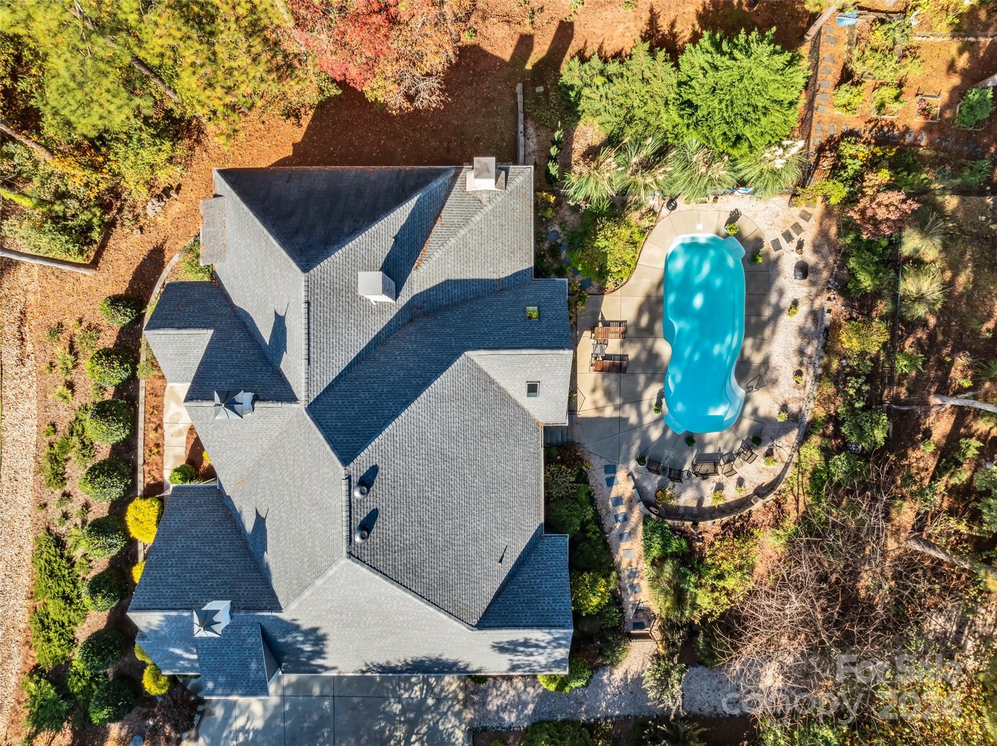 The Coves On River Oaks - Residential