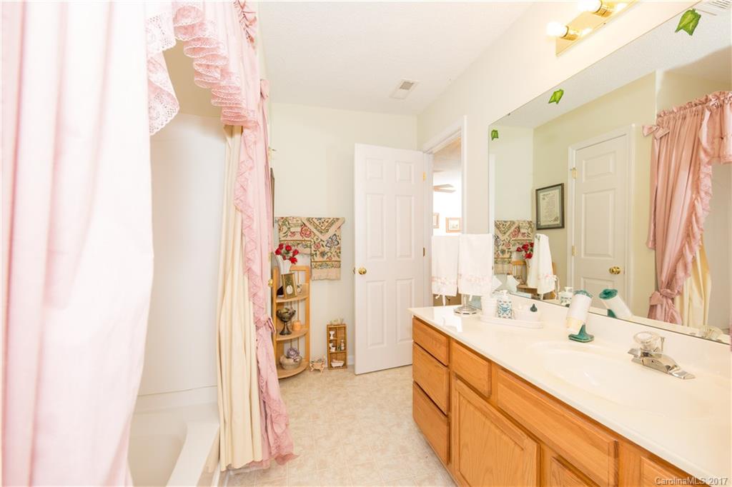 Lexington Commons - Residential