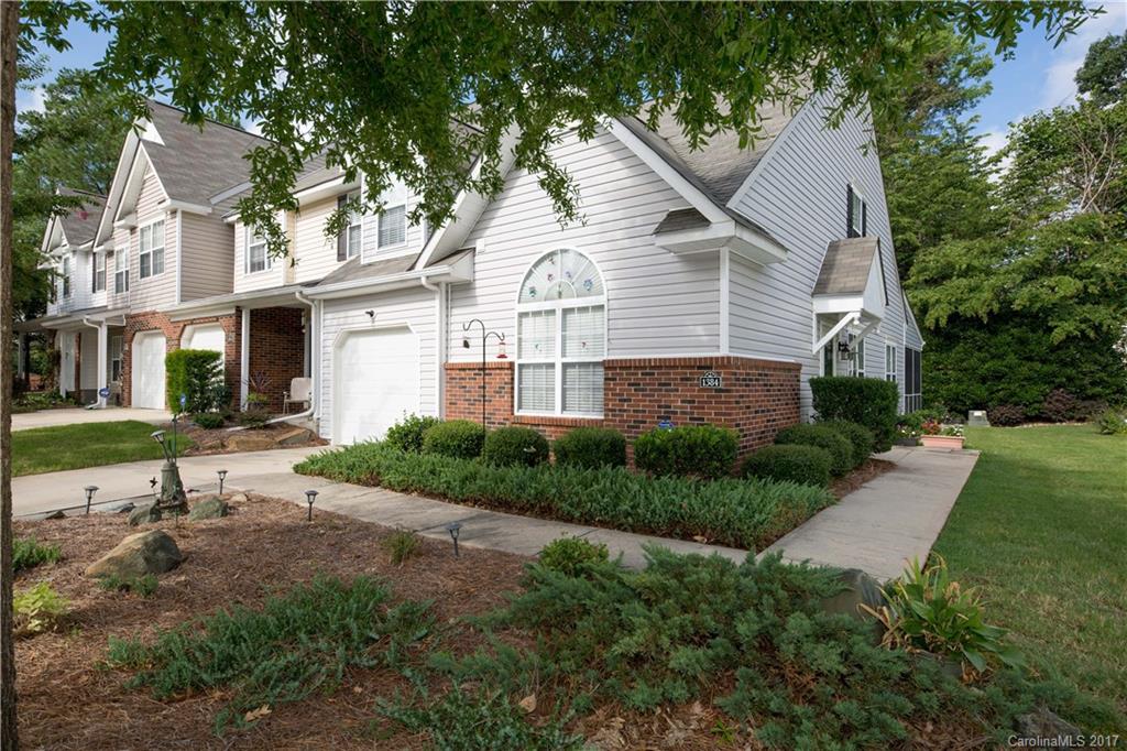 Lexington Commons - Residential